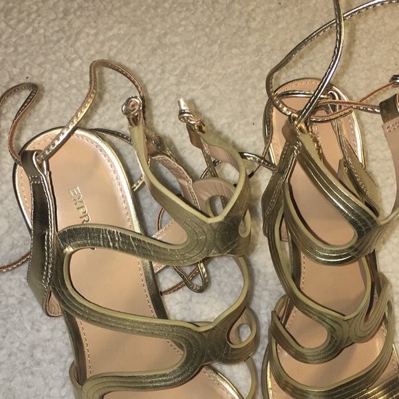 Express - Picture 4 of 5